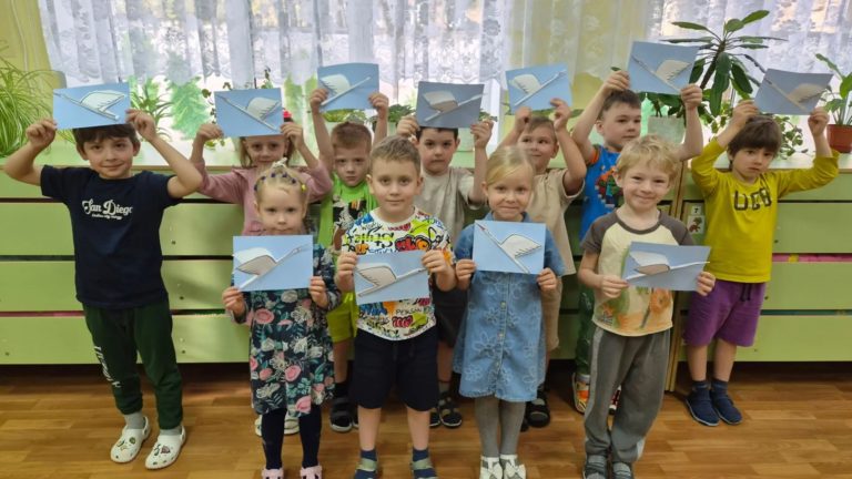 День белых журавлей